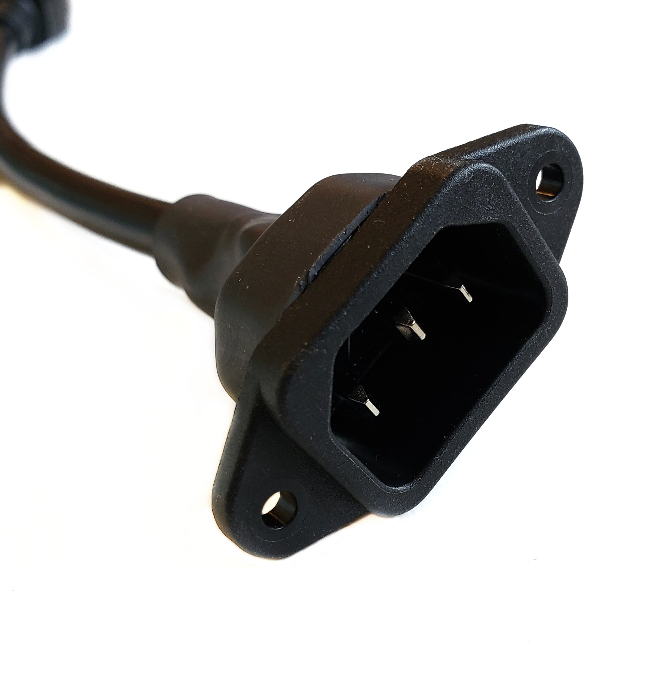 Power supply cord for guitar pedalboard, male end, black